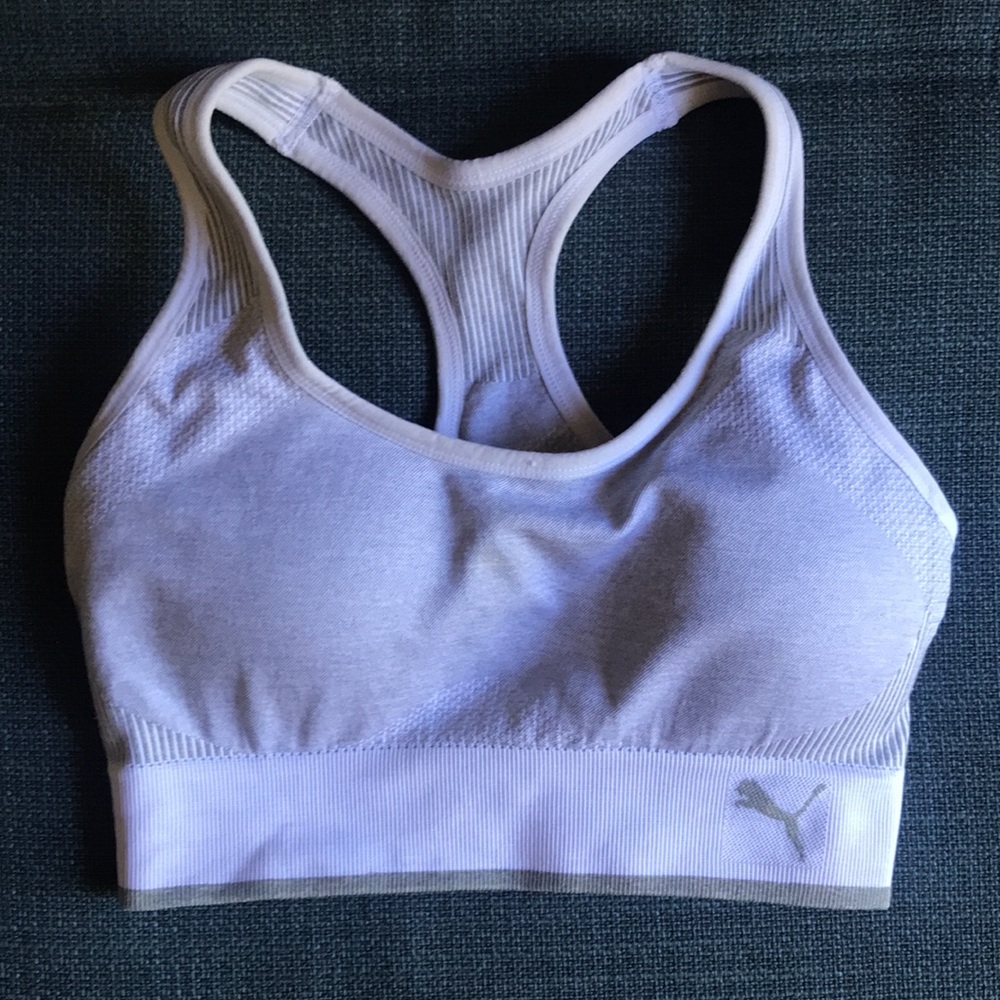 ⚪️ Puma Racerback Sports Bra ◻️◽️▫️